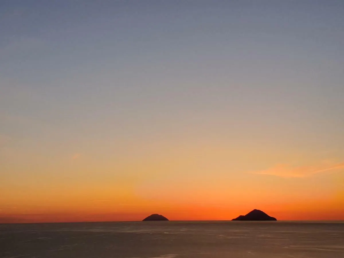 Villa Casa Norma à Lipari  Hébergement de vacances